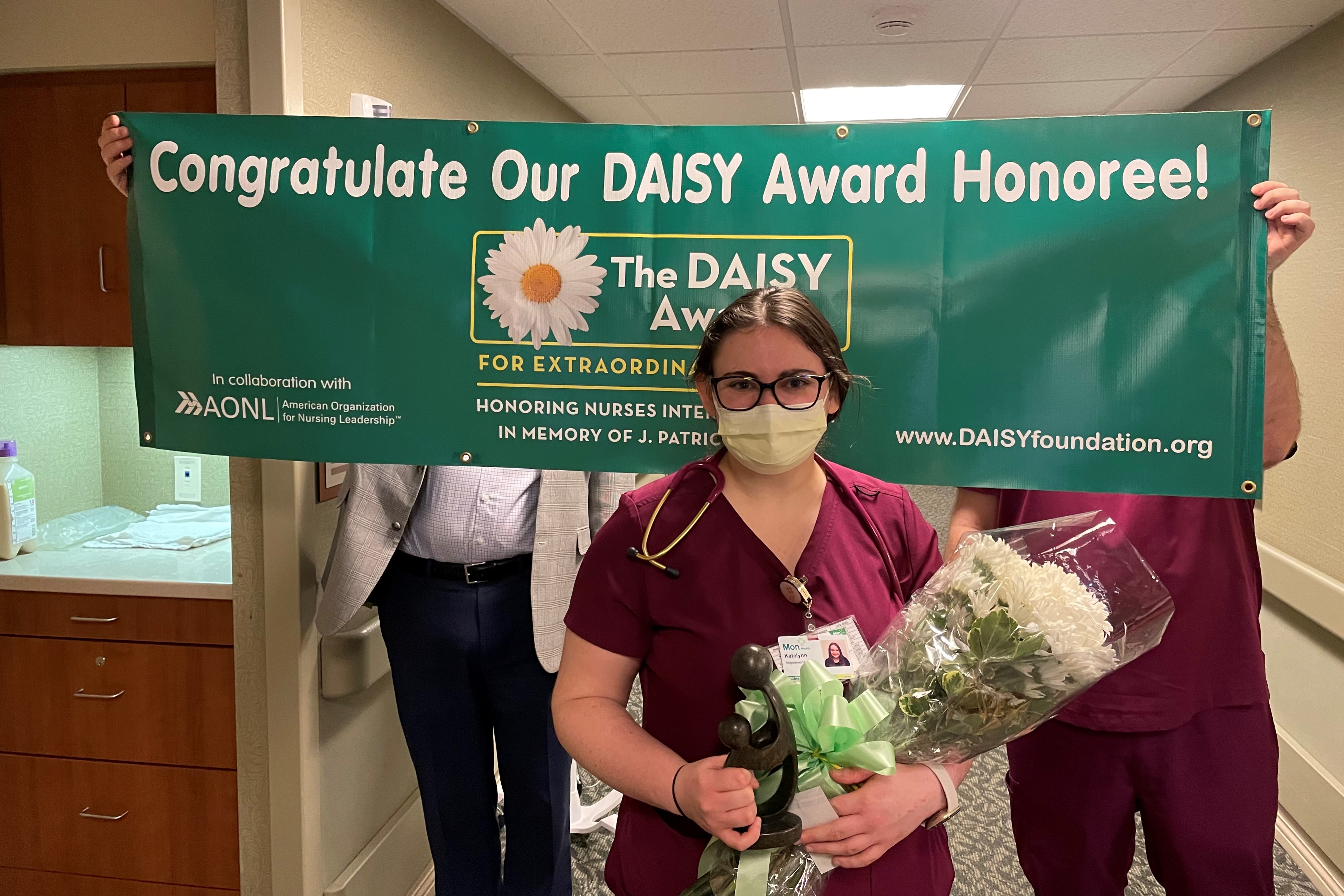 Extraordinary Oncology Nurse Recognized at Mon Health Medical Center